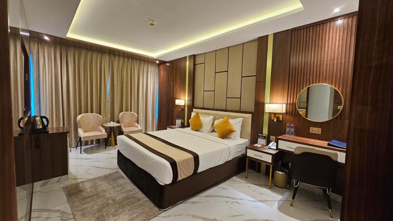 Concorde Deira Hotel -Formerly Golden Tulip Deira Hotel Dubaï Extérieur photo